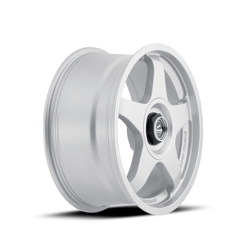 18x8.5 fifteen52 Chicane / Speed Silver Wheel