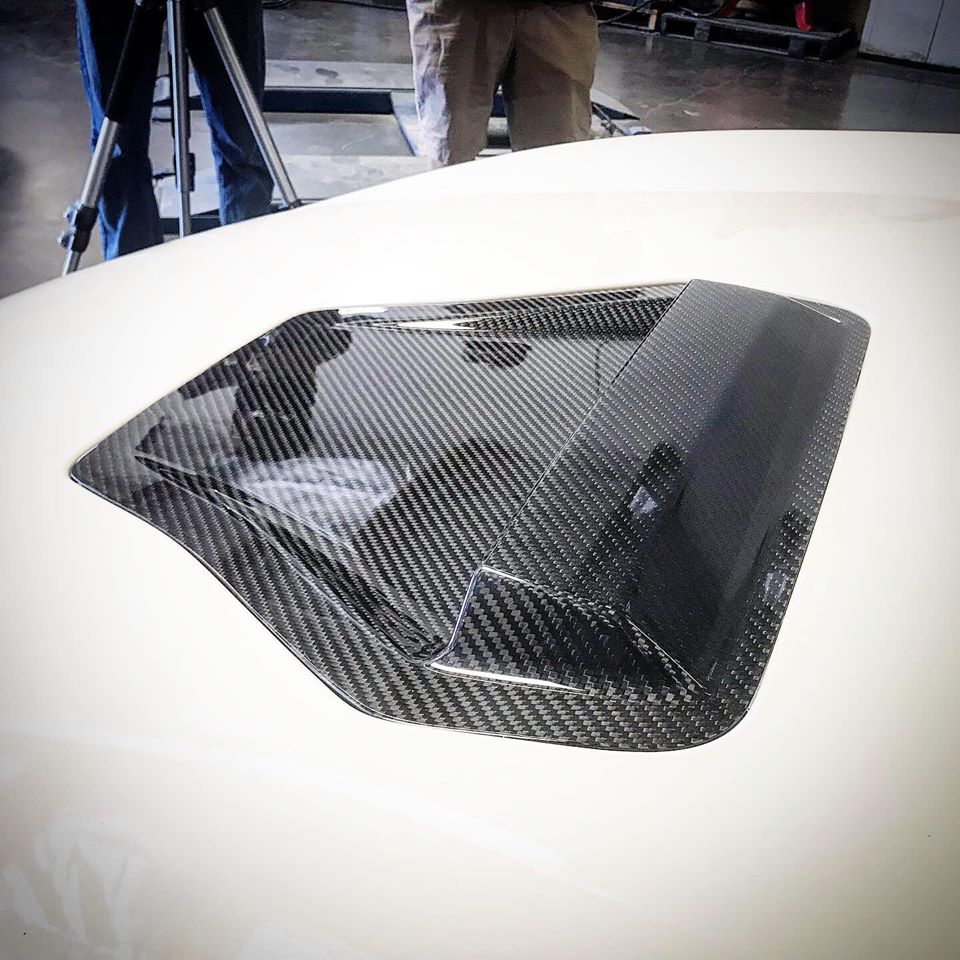 APR Carbon Fiber Hood Vent 2017-2021 Honda Civic Type R (FK8)