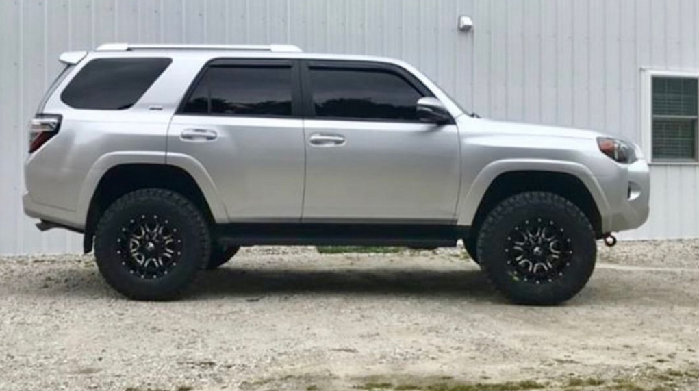 ReadyLift SST Lift Kit 2003-2023 Toyota 4Runner / 2005-2014 Toyota FJ Cruiser (3" Front 2" Rear)