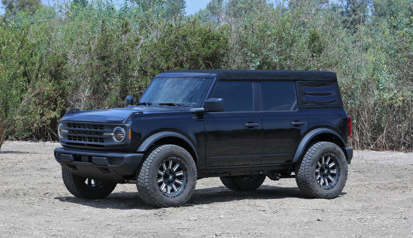 Fabtech 1.5" Leveling Kit 2021-2025 Ford Bronco 4WD