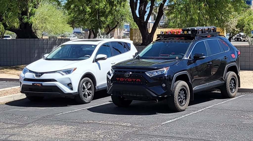 Evan-Fischer Rear Liftgate Trim For 2019-2023 Toyota RAV4 - Lower Part Replacement