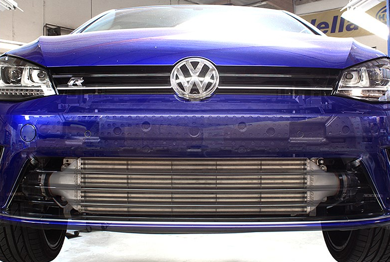 Neuspeed Front Mount InterCooler kit Volkswagen MK7 Golf R