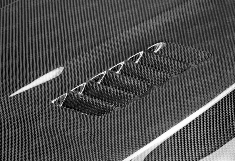 Seibon VR Style Carbon Fiber Hood 2012-2018 BMW 3 Series (F30 / 4 Series (F32)