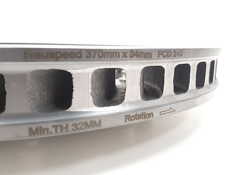 NEUSPEED 2-Piece Floating Brake Rotors | Front 370mm Slotted • RS 3 8V/8V.2 (Audi RS3 8V/8V.2 Sedan Only)