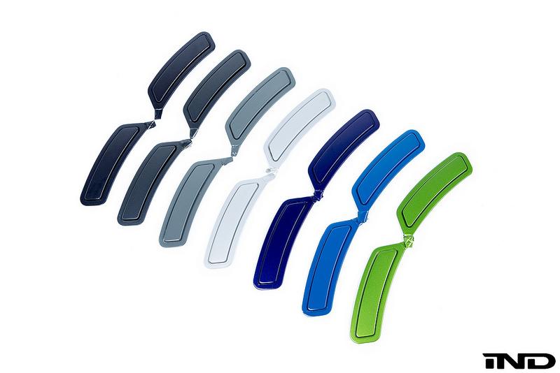 IND F8X M3 / M4 Painted Front Reflector Set